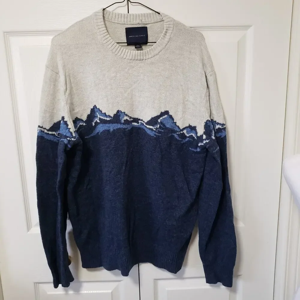 Mens American Eagle Sweater large Artic